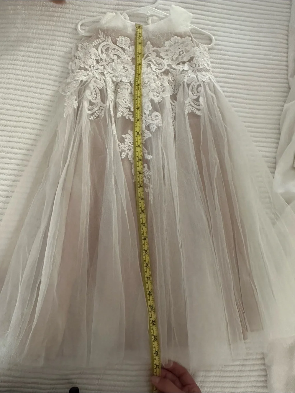 David’s bridal Ivory Lace Tulle Flower Girl Dress - Picture 8 of 9
